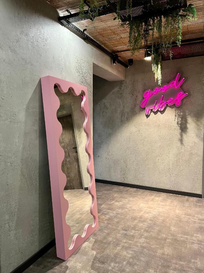 Global Home - Aparthotel - No Contact Check In Mielec Bagian luar foto