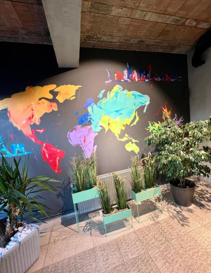 Global Home - Aparthotel - No Contact Check In Mielec Bagian luar foto