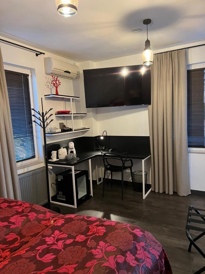 Global Home - Aparthotel - No Contact Check In Mielec Bagian luar foto