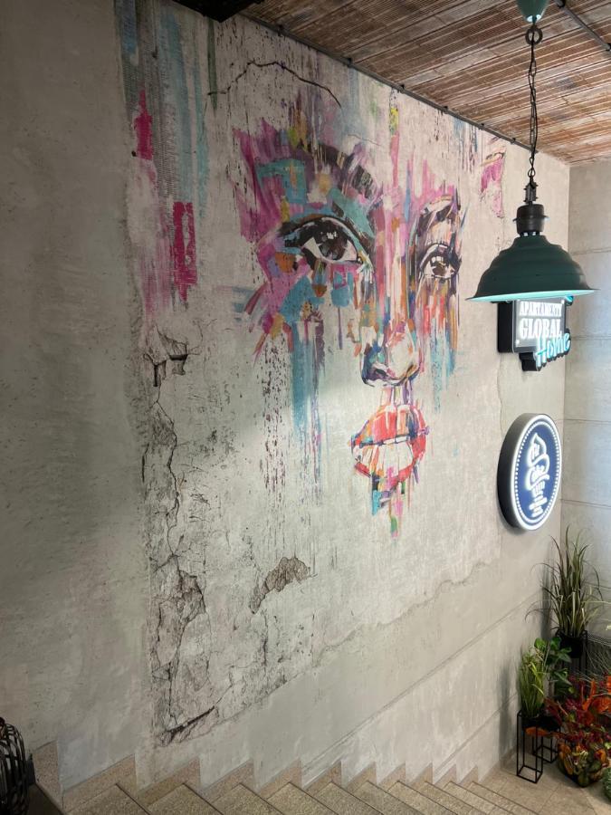 Global Home - Aparthotel - No Contact Check In Mielec Bagian luar foto