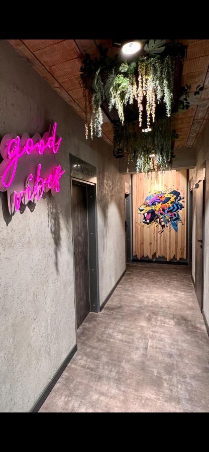 Global Home - Aparthotel - No Contact Check In Mielec Bagian luar foto